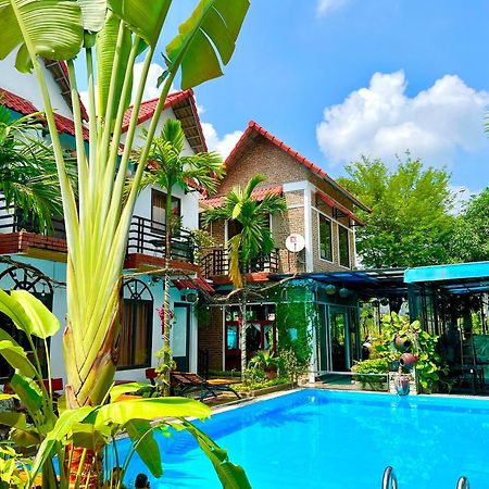 Bed and Breakfast The Pineapple House Ниньбинь Экстерьер фото