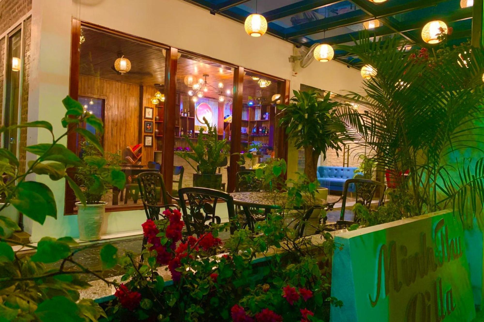 Bed and Breakfast The Pineapple House Ниньбинь Экстерьер фото